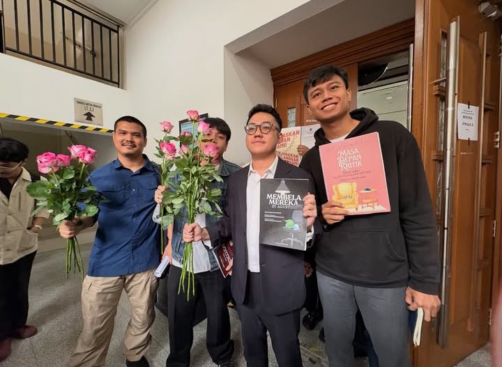 Hakim vonis bebas Delpedro Marhaen dan 3 aktivis