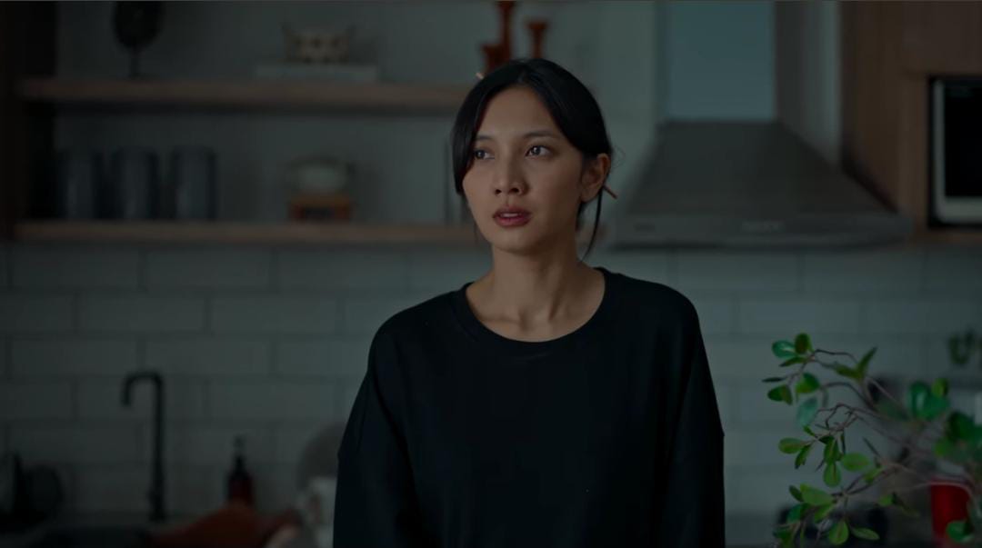 Sheila Dara di MV Rutinitas - Idigitaf (Foto: tangkapan layar YouTube Idgitaf)