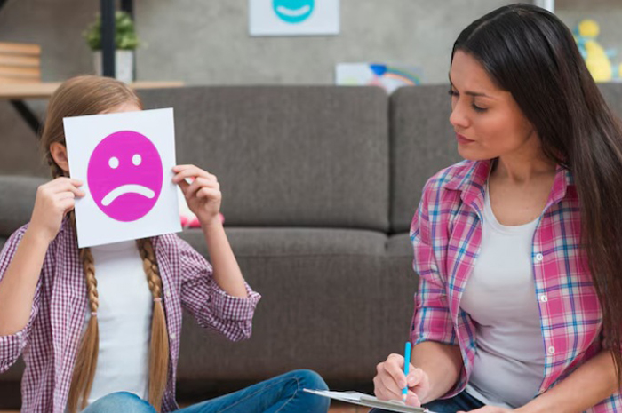 Ilustrasi menilai emosi orang lain. (freepik)