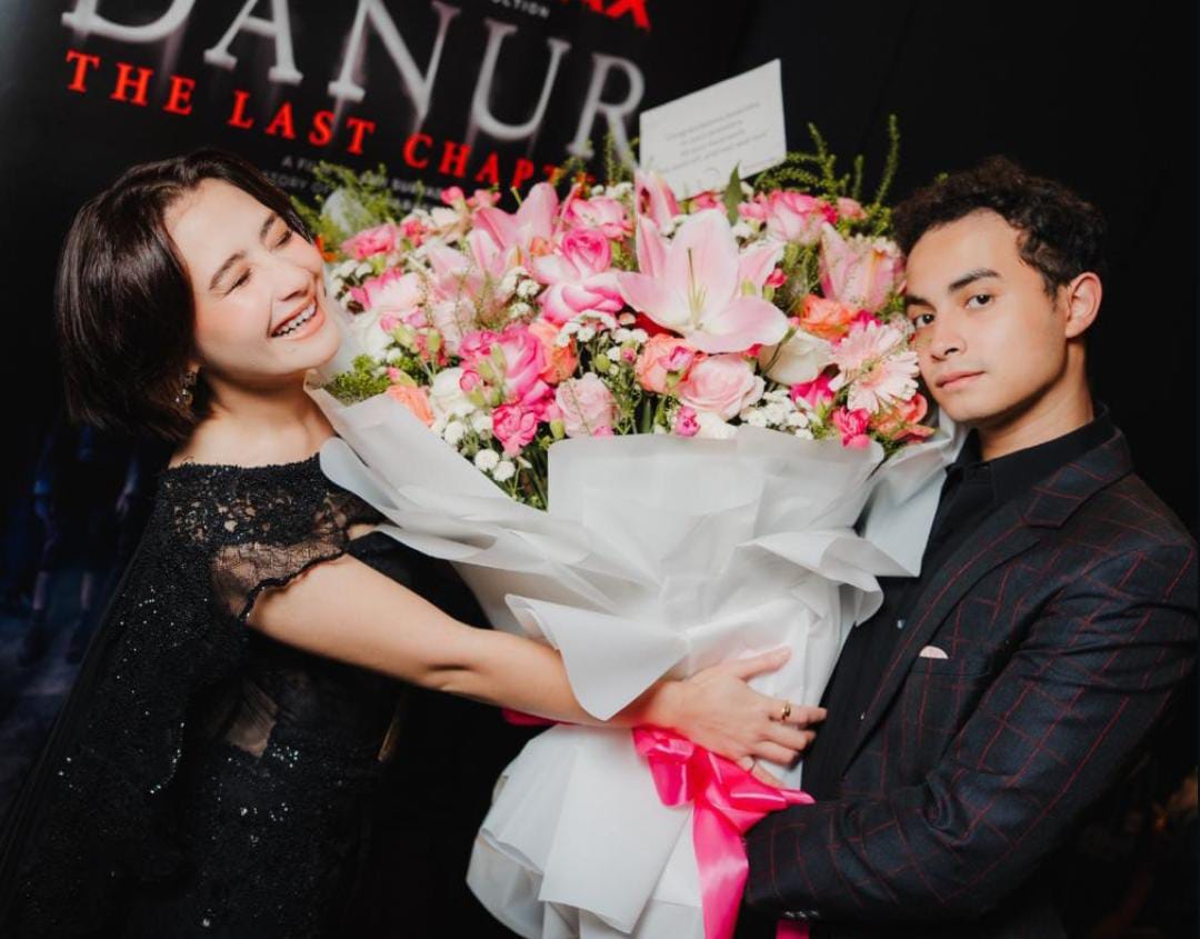 Prilly Latuconsina dan Omara Esteghlal di Gala Premiere Film Danur: The Last Chapter (Foto: instagram @prillylatuconsina96)
