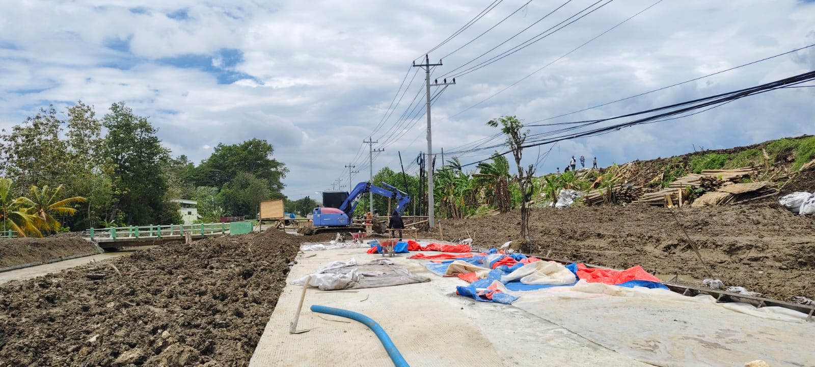 DIBUKA  &ndash; Jalan Purwodadi &ndash; Semarang di Desa Tinanding, Kecamatan Godong akan dibuka mulai Jumat (13/3) . 