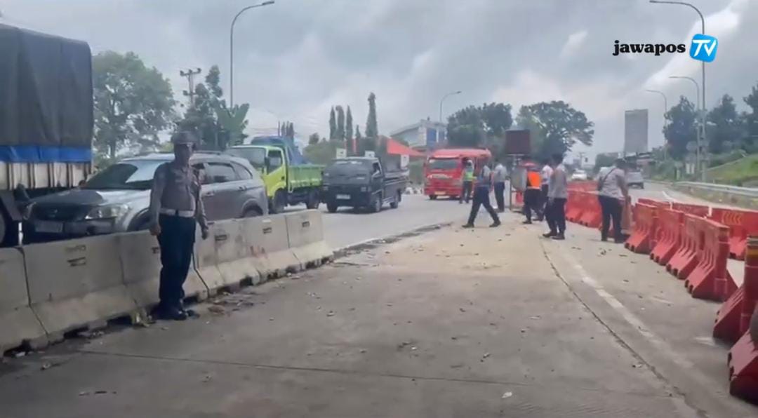 Exit Tol Bawen (Foto: tangkapan layar YouTube Jawa Pos Radar Semarang)