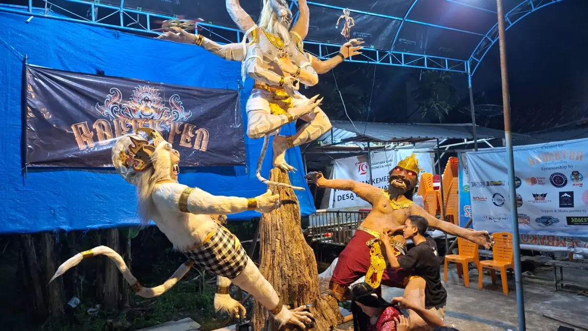 Kreativitas Pemuda Warnai Takbir Keliling Kudus, Ogoh-Ogoh Tetap Dibuat Peserta