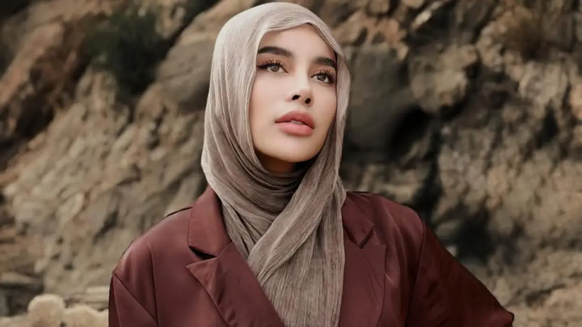 Kontroversi Konten "Marketing" Aghnia Punjabi (@emyaghnia)