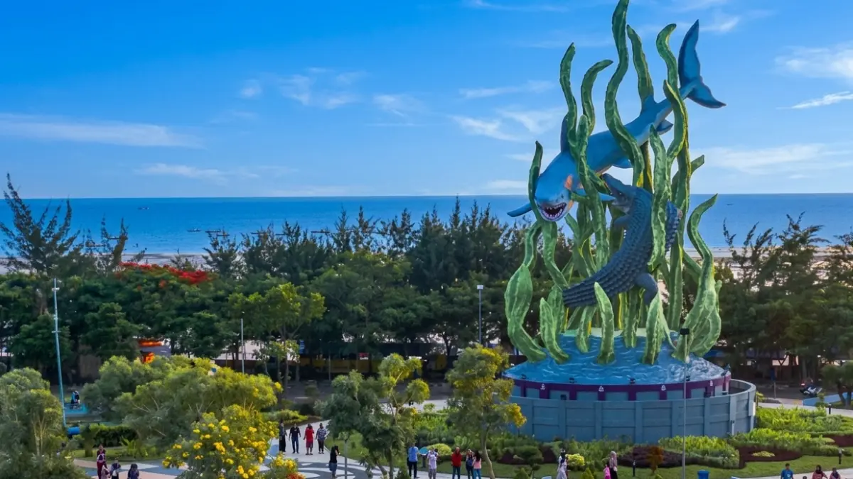 Suroboyo Park Destinasi wisata yang Jadi Andalan Wisata Lebaran