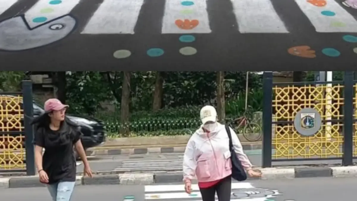 Kreativitas Warga Tebet Berujung Pembongkaran