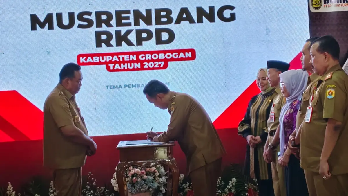 PAKTA INTEGRITAS – Bupati Grobogan Setyo menjadi saksi dalam penandatangan Pakta Integritas dalam Musrembang RKPD 2027 di Pendopo Kabupaten. 