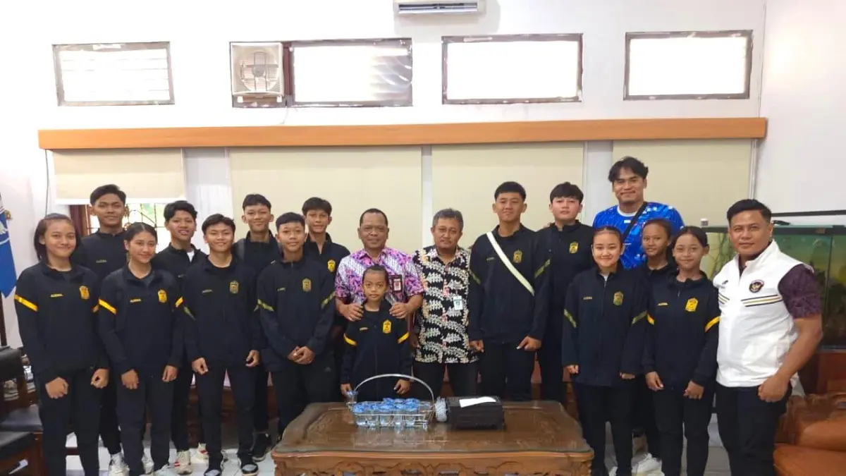 JUARA: Pelepasan kontingen Karate Jepara di ajang Kejurprov Jateng. 