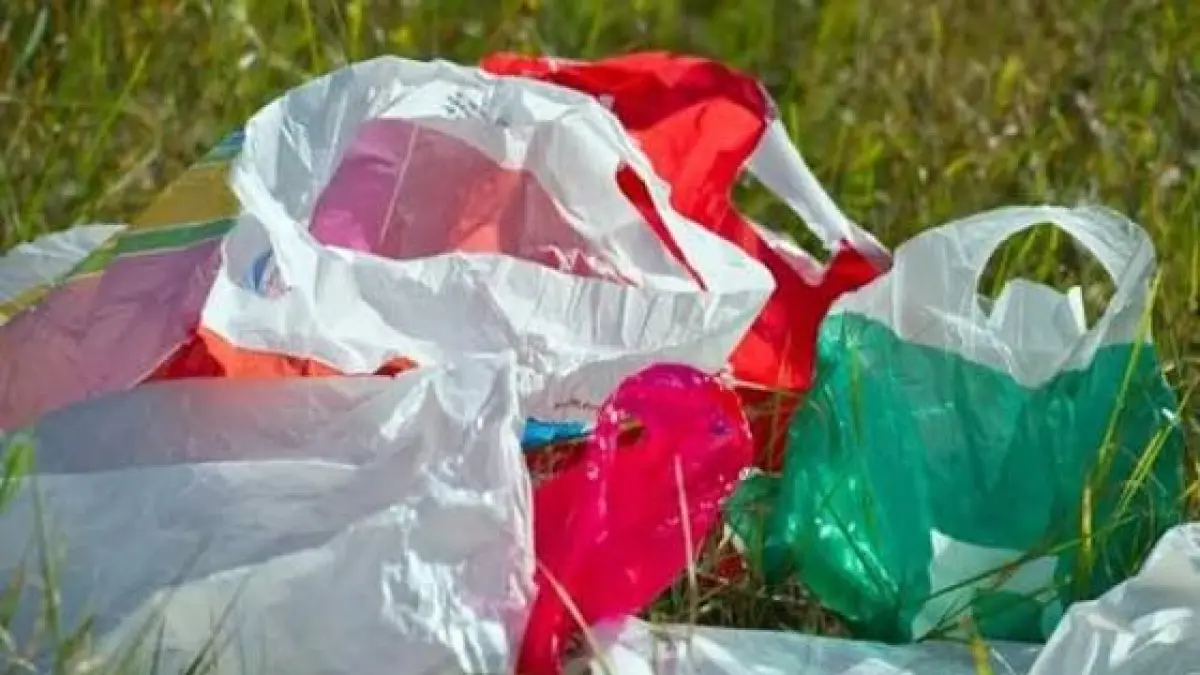 Ilustrasi kemasan plastik 