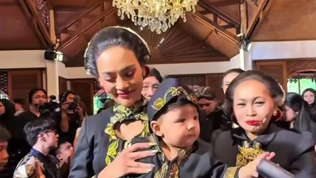Erika Carlina dan Andrew (Foto: Tangkapan layar story Instagram @farahcarpetsofficial)