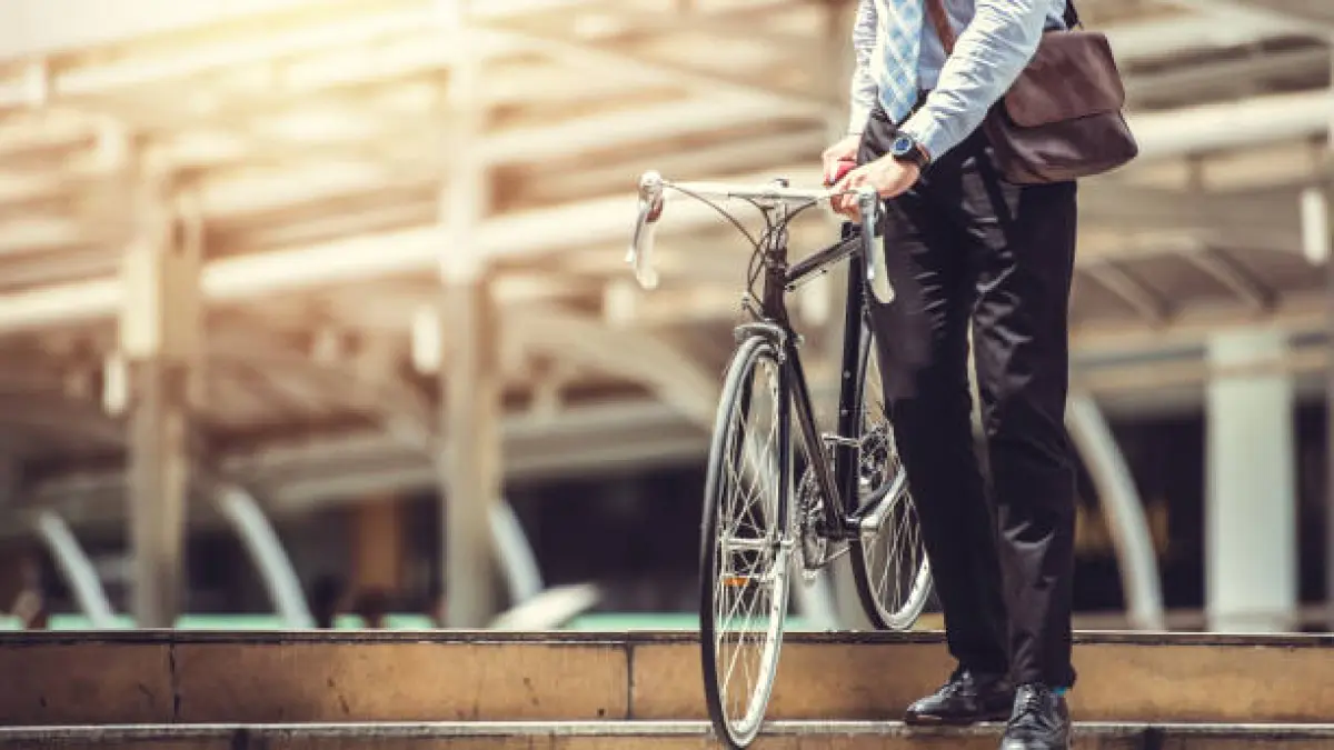 Ilustrasi bike to work