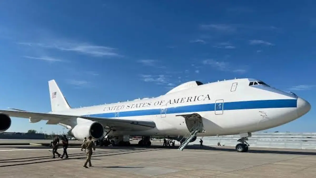 Pesawat "Kiamat" E-4B Nightwatch Mendarat di Andrews Saat Ketegangan dengan Iran Memuncak (@Shanaka86)