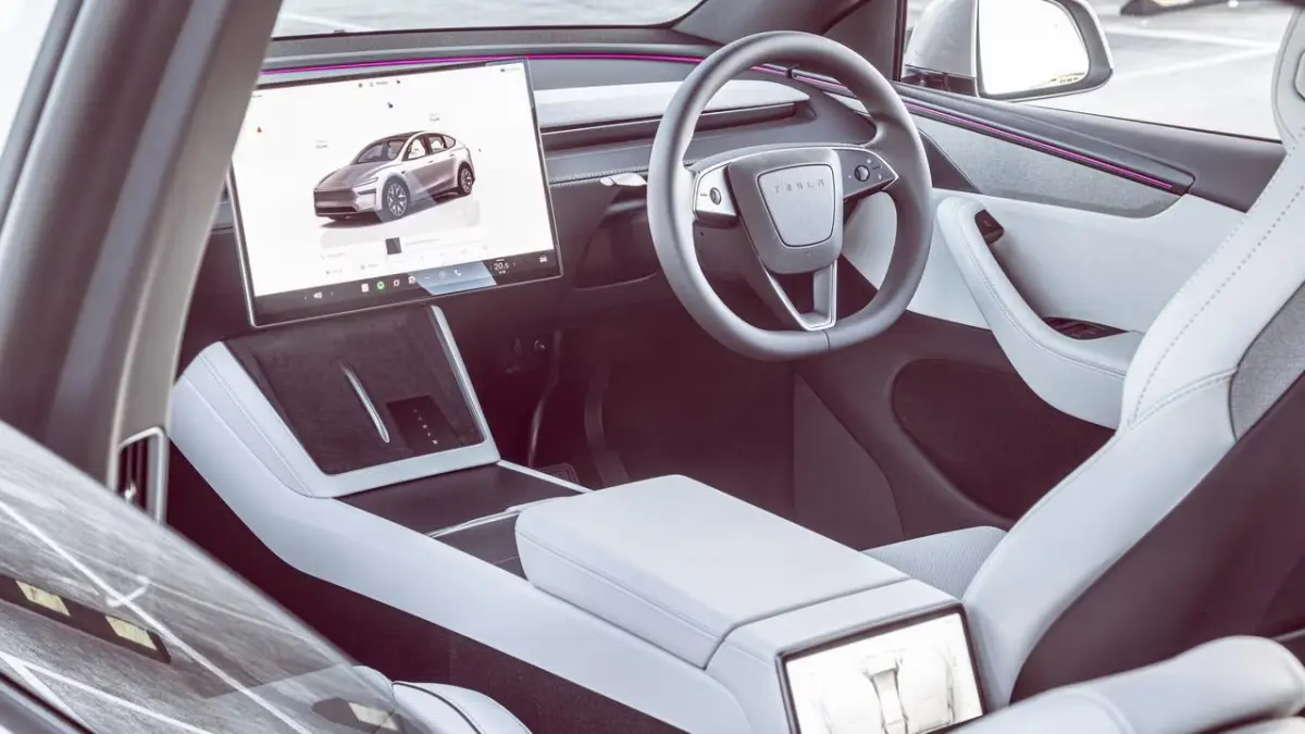 World Model Tesla Kini Mampu "Menciptakan" Fisika dan Mengungguli Manusia 7 Kali Lipat