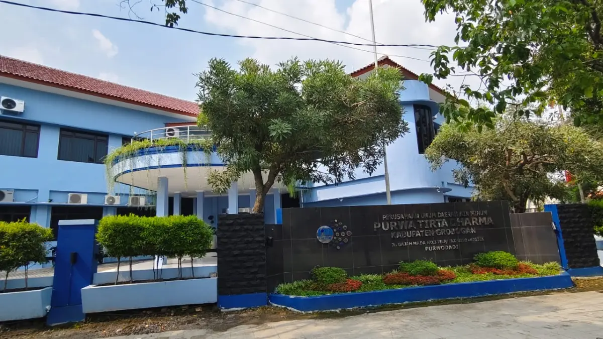 DICARI PIMPINAN BARU – Kantor Perumdam Purwa Tirta Dharma Grobogan di Jalan Gajah Mada Purwodadi sedang mencari direktur baru lewat seleksi terbuka. 