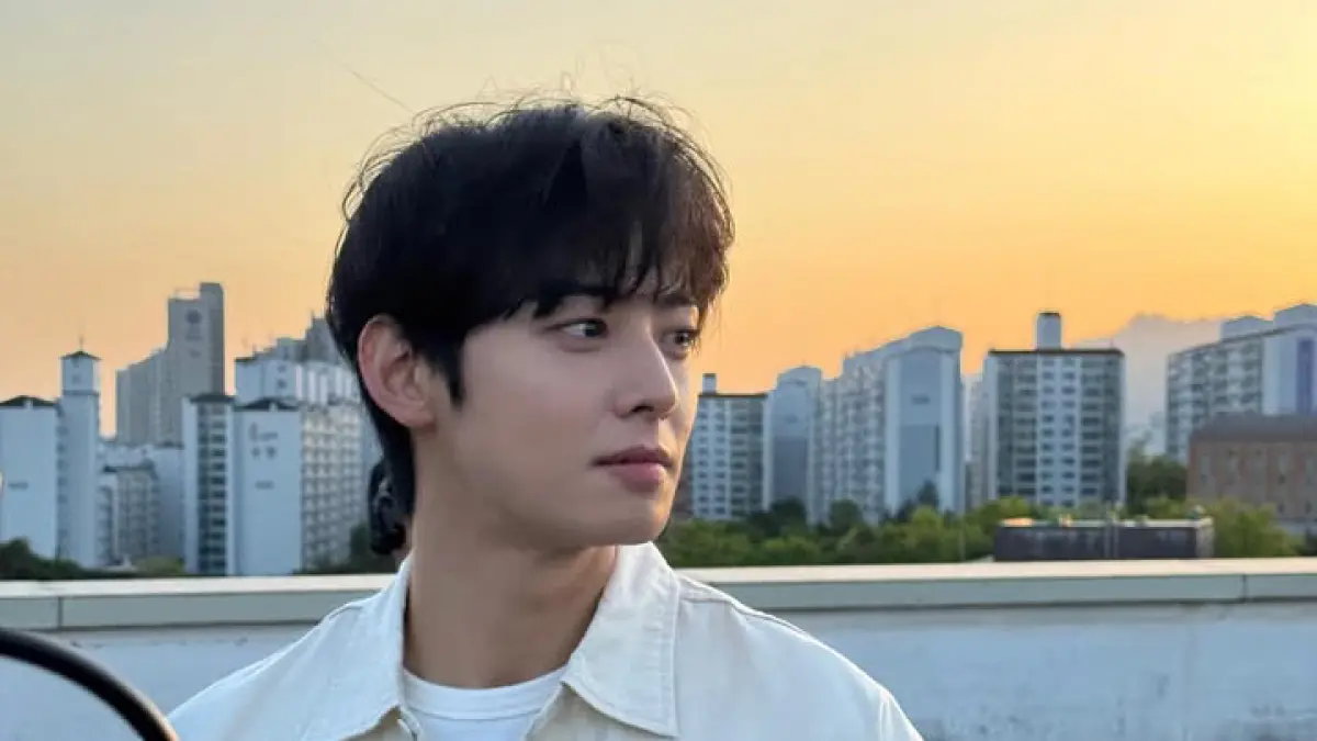 Cha Eun-woo Rilis Pernyataan Resmi dan Permohonan Maaf Terkait Kontroversi Pajak