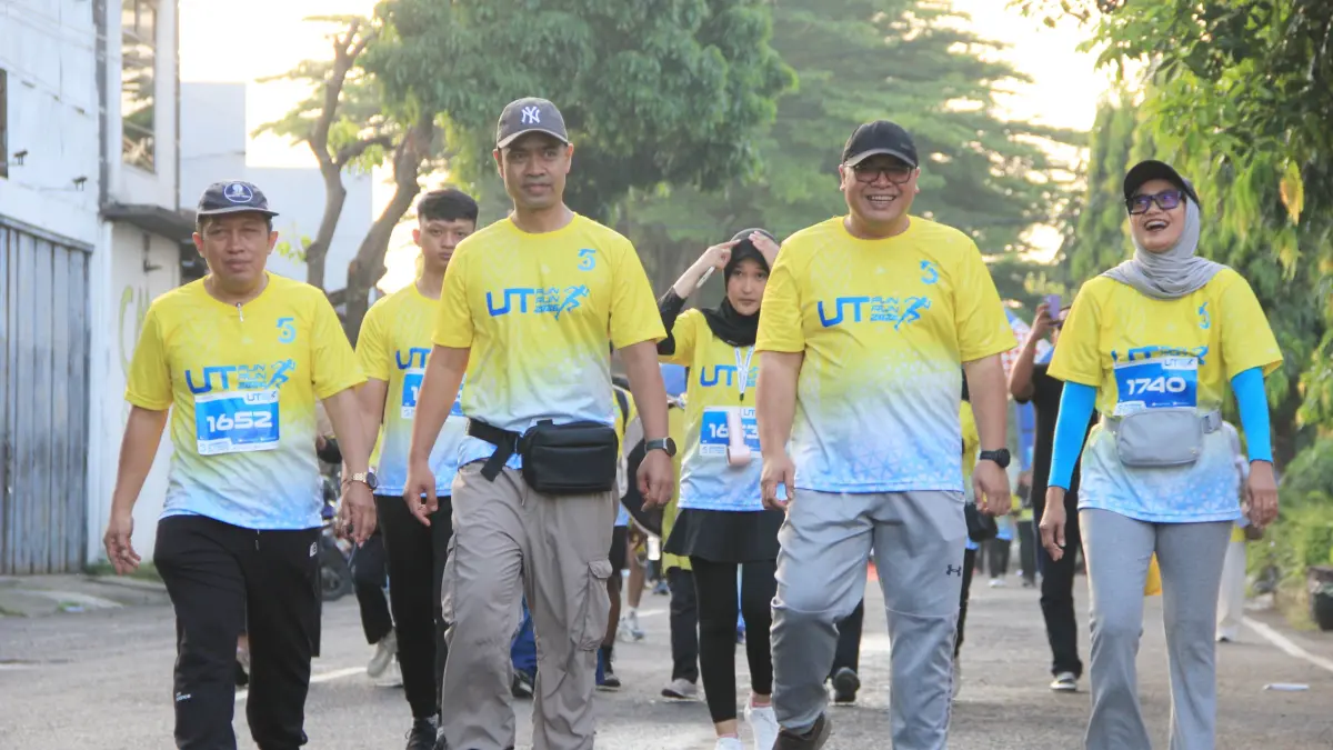 Plh. Bupati Mochamad Hanies Cholil Barro