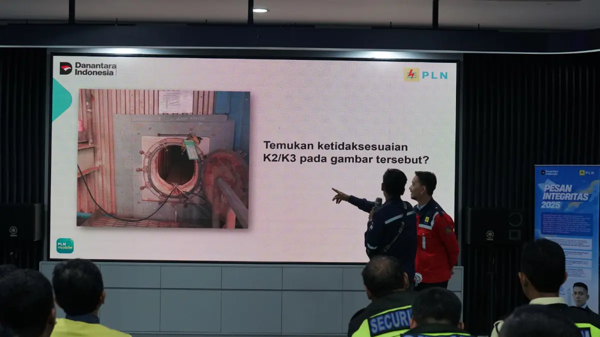 DETAIL: Peserta sosialisasi Basic Safety aktif berinteraksi.