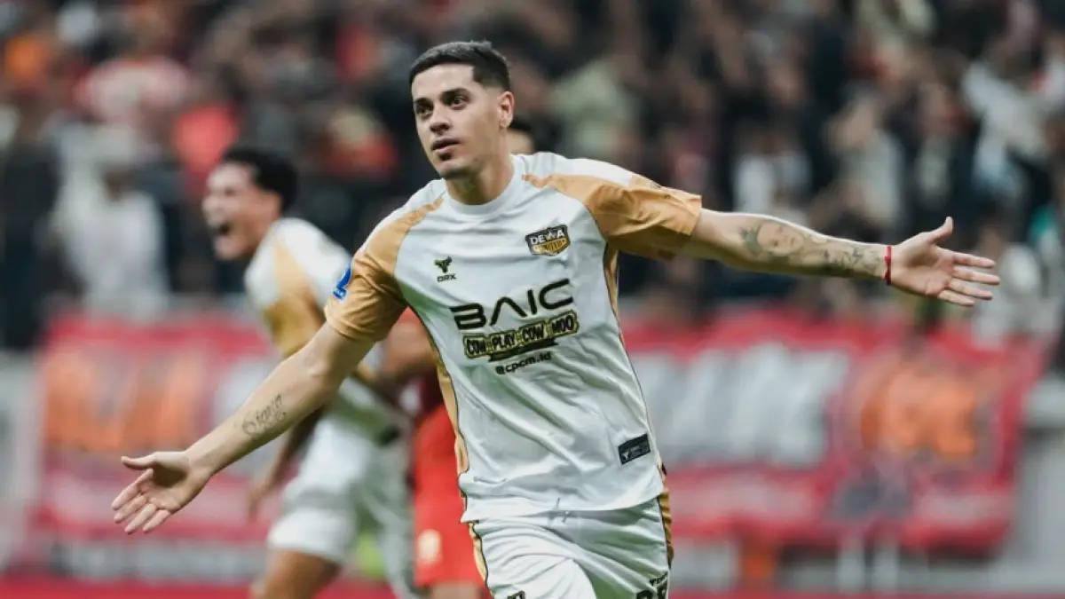 Alexis Messidoro pemain Dewa United