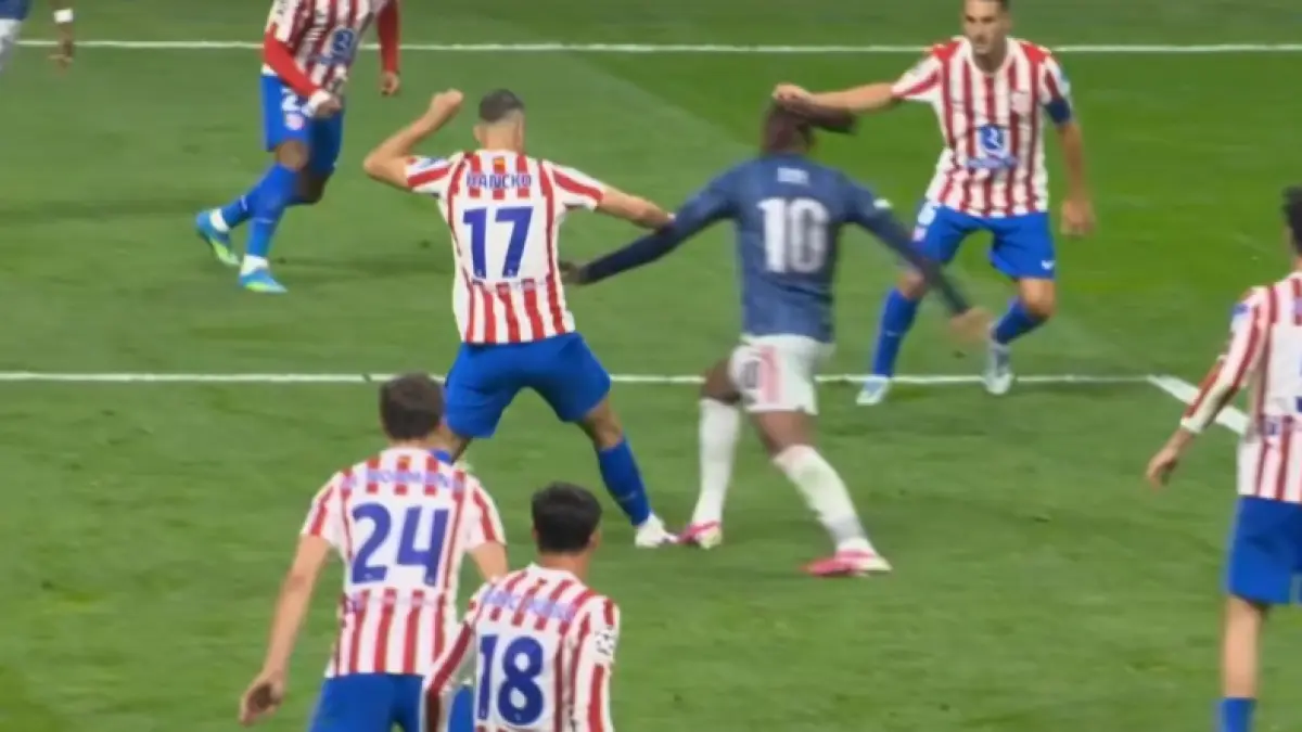 Panasnya laga Atletico Madrid vs Arsenal