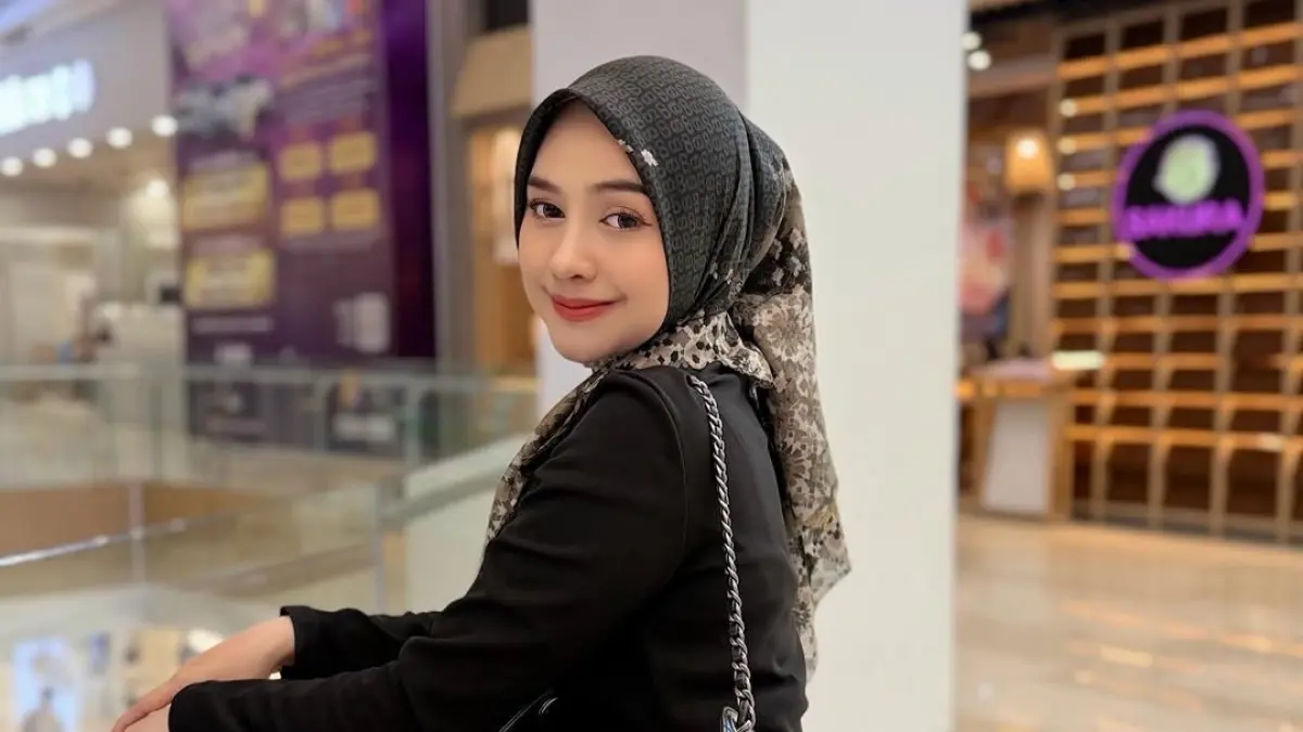 Ria Ricis terlihat beda usai jalani operasi hidung (Foto: Instagram @riaricis1795) 