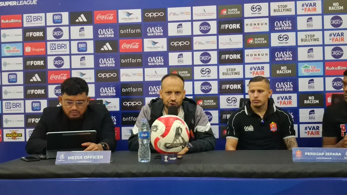 PMPC: Head Coach Persijap Jepara Mario Lemos didampingi Alexis Gomez mengaku siap menjamu Persija Jakarta dalam laga Senin (4/5).