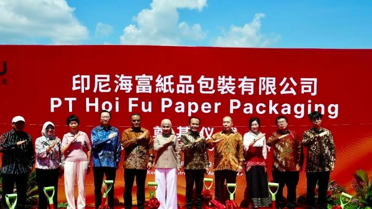 MANTAB: Kepercayaan investor terhadap Jawa Tengah terus menguat. Terbaru, perusahaan kemasan kertas asal Tiongkok, PT Hoi Fu, menanamkan investasi senilai Rp 1,12 triliun di Kawasan Ekonomi Khusus (KEK) Kendal, dengan potensi menyerap sekitar 1.000 tenaga kerja lokal.