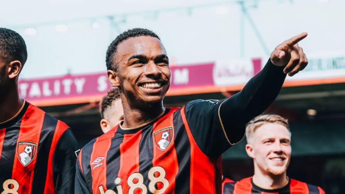 Wonderkid Bournemouth, Junior Kroupi