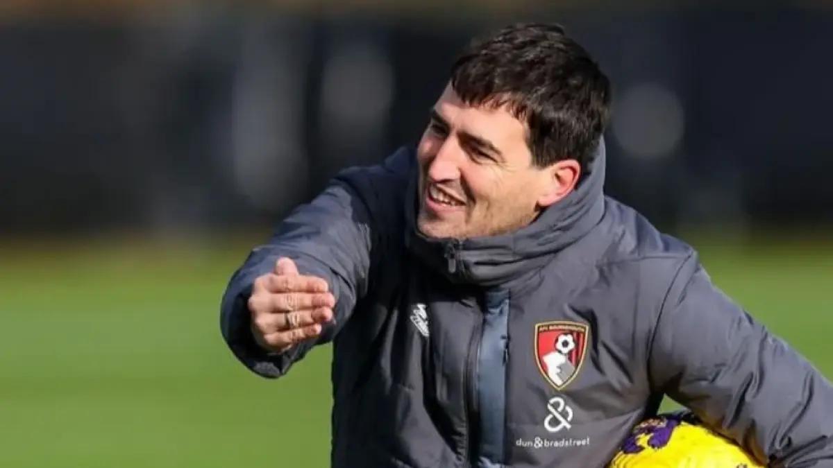 Bournemouth Terbang Tinggi, Andoni Iraola Jadi Rebutan Klub-Klub Elite Eropa