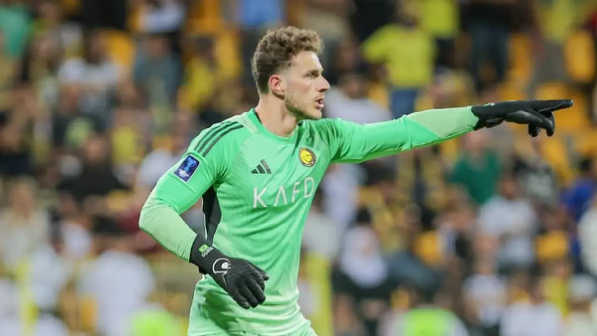 Bento, kiper Al Nassr