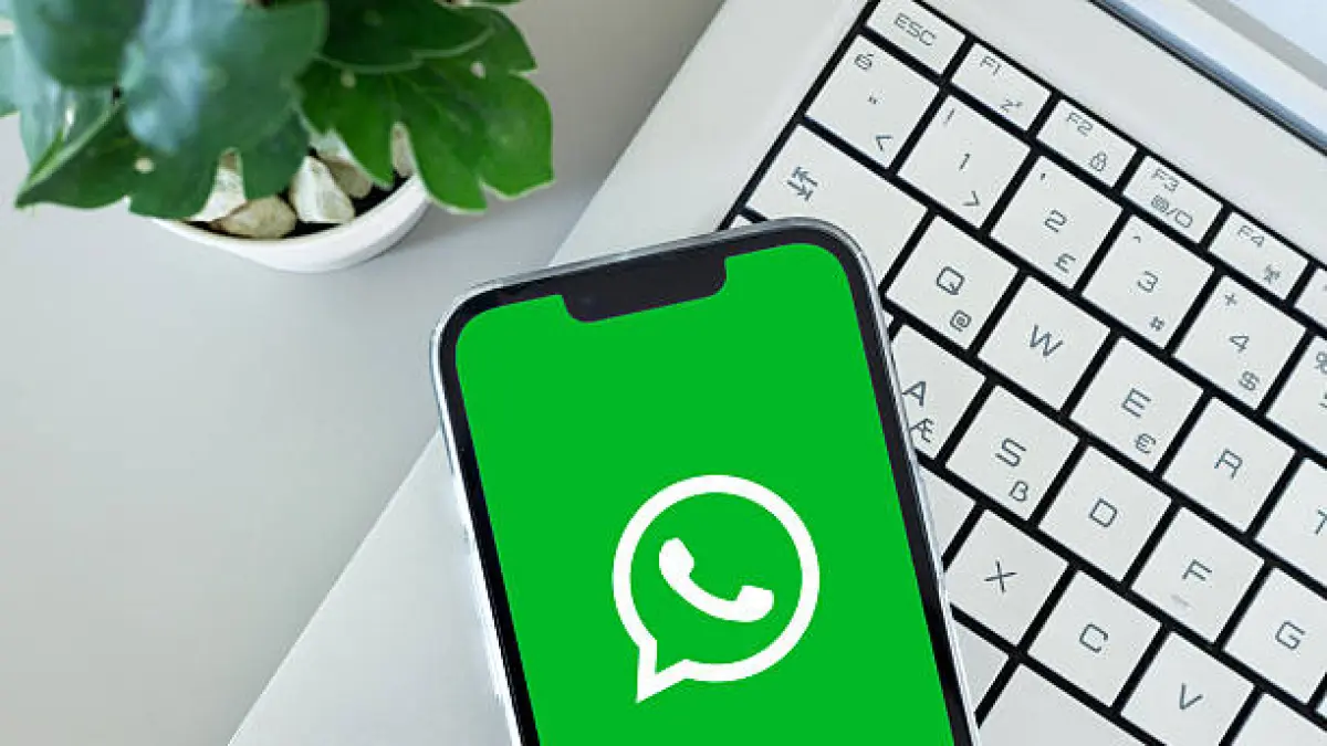 Whatsapp berbayar rilis di IPhone 