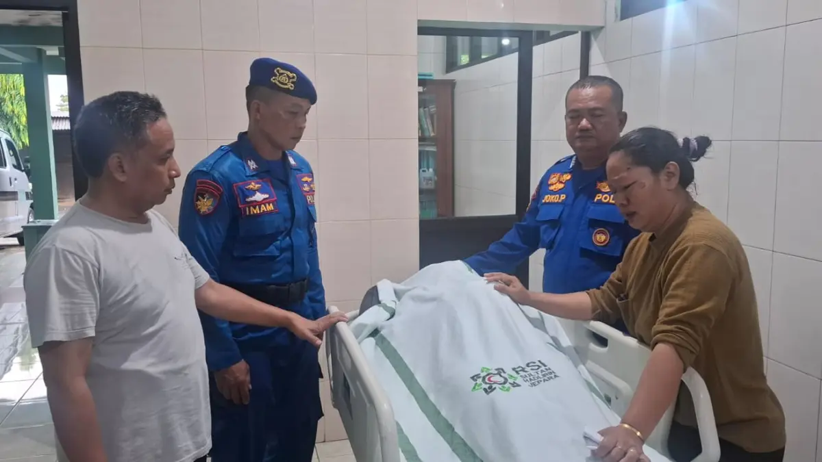TAK TERTOLONG: Korban dinyatakan meninggal dunia usai tersambar petir pada Kamis (14/5) sore. (BPBD JEPARA UNTUK RADAR KUDUS)