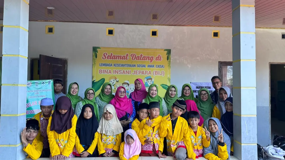 EDUKASI: IIDI Jepara bersama anak asuh LKSA Bina Insani Jepara. 