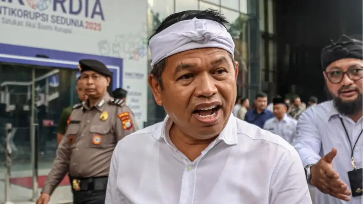 Gubernur Jawa Barat (Jabar) Dedi Mulyadi alias KDM mengusulkan 70 persen pajak dari aktivitas pertambangan dikembalikan kepada desa. (HANUNG HAMBARA/JAWA POS)