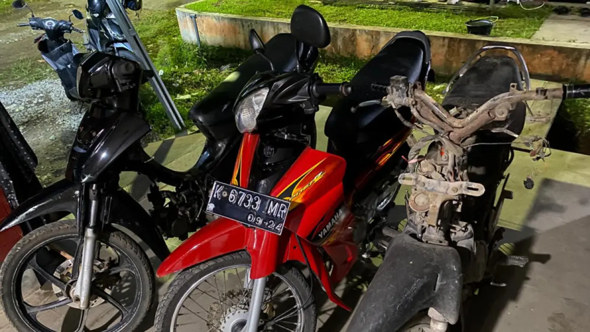 MERESAHKAN: Polisi mengamankan kendaraan hasil curian tersangka SS. (POLRES KUDUS UNTUK RADAR KUDUS)