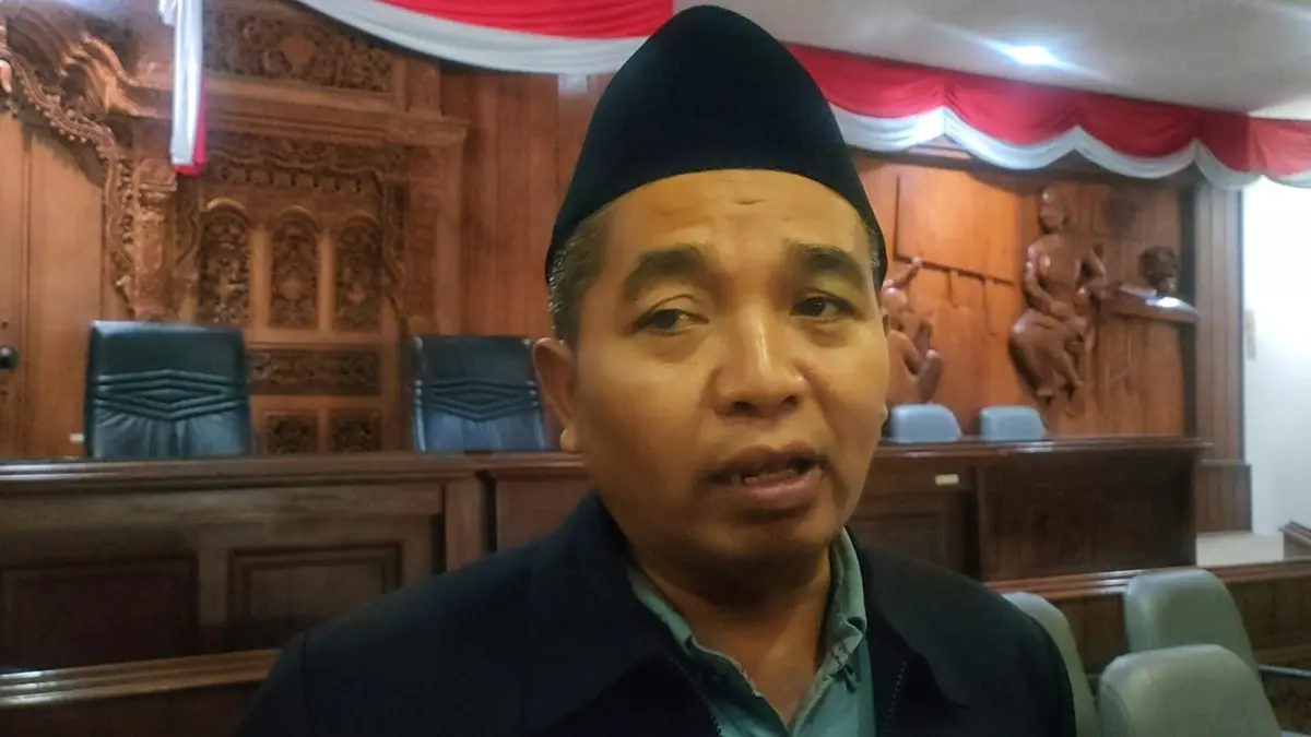 WISNU AJI/RADAR KUDUS

Ketua DPRD Kabupaten Rembang Abdul Rouf