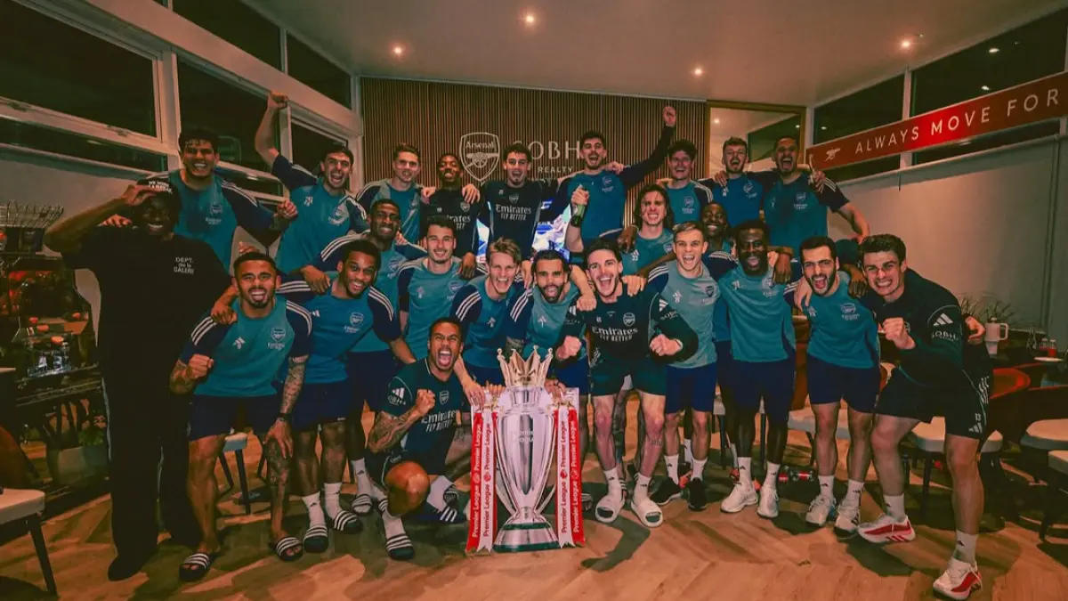 Arsenal menjadi juara liga inggris setelah Manchester City ditahan imbang Bournemouth 