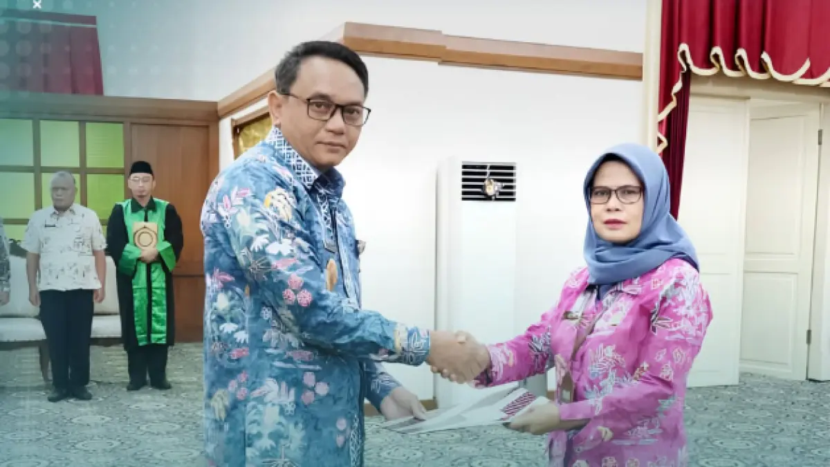 Siti Subiati Resmi Jadi Pj Sekda Pati, diresmikan oleh Plt Bupati Pati, Risma Ardhi Chandra. (Foto: Instagram Humas Setda Pati)