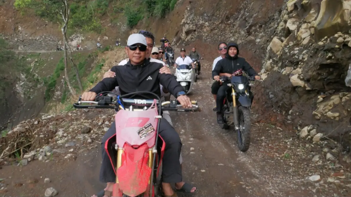 LANCAR: Jalur Sumanding-Duplak, dapat dilalui dengan lancar menggunakan motor trail.