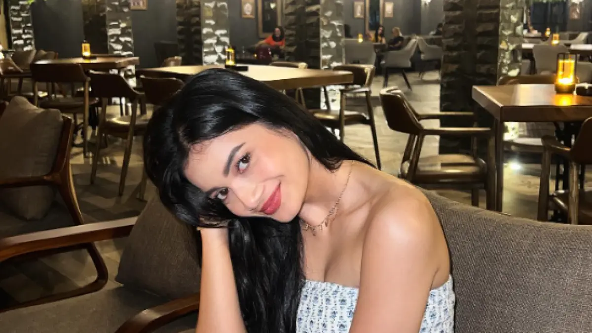 Ratu Sofya Diam-Diam Somasi Orang Tua Kandung