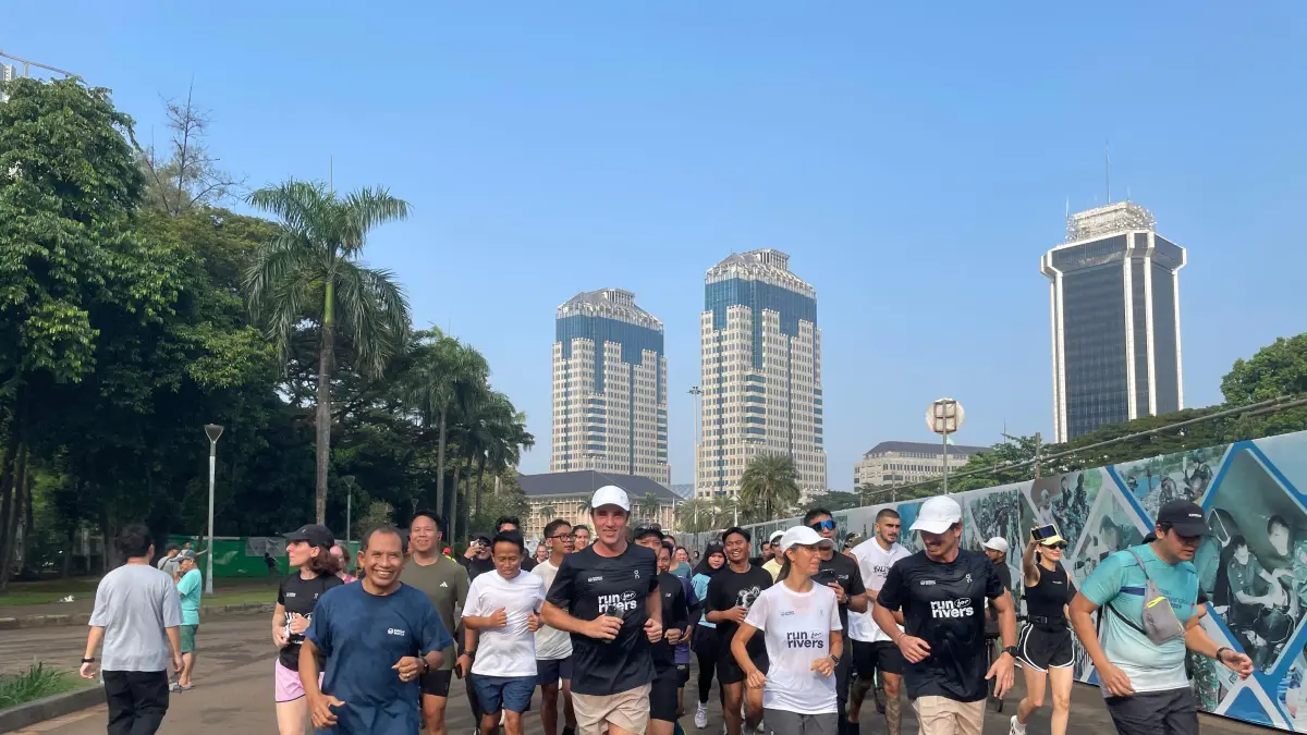 Finish di Monas! Gary Bencheghib dan Sungai Watch Tuntaskan Lari 1.177 Km Demi Selamatkan Sungai Indonesia