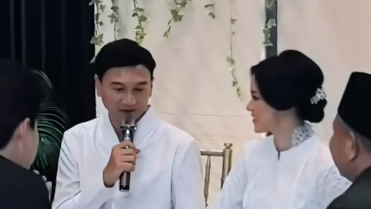Momen Anji dan Desmiliana Ariana menikah (Foto: Tangkapan layar Tiktok @muhammadhenrykurnia) 