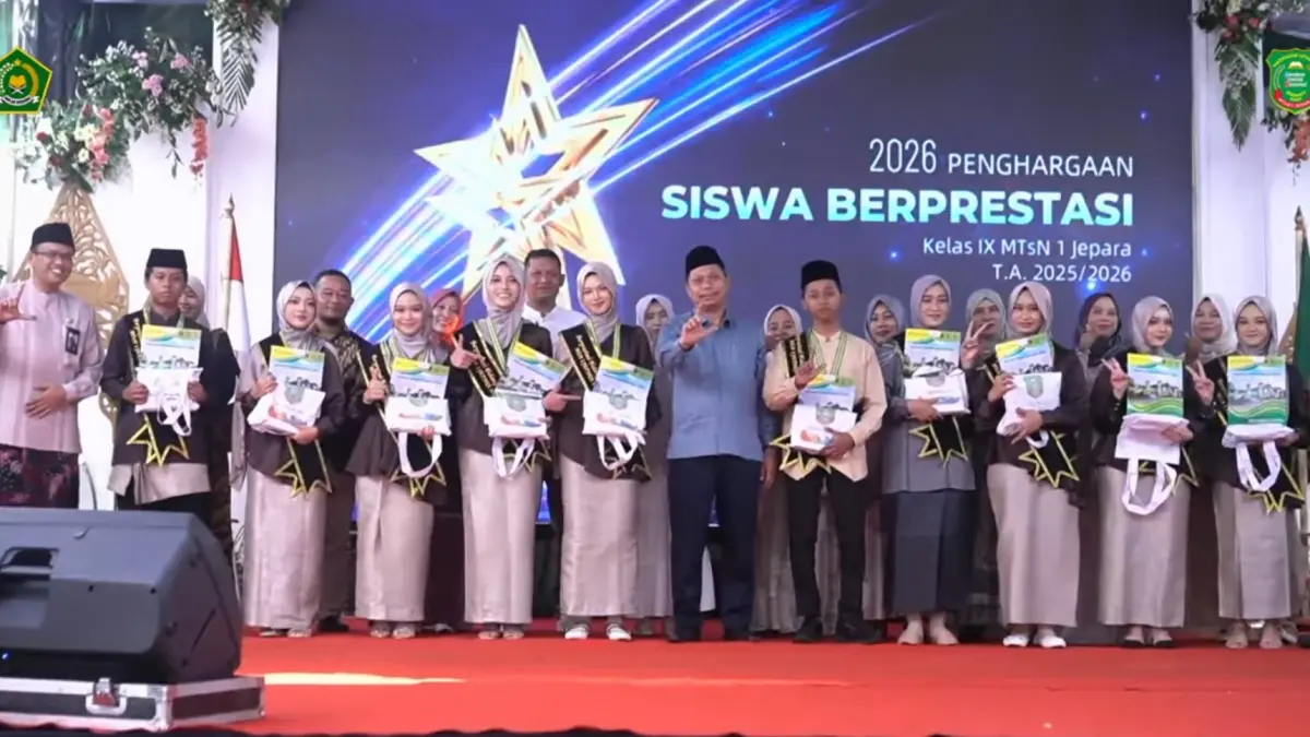 MOTIVASI: MTs Negeri 1 Jepara menggelar Haflah Muwadda’ah murid kelas IX tahun ajaran 2025/2026 secara meriah, Sabtu (23/5).