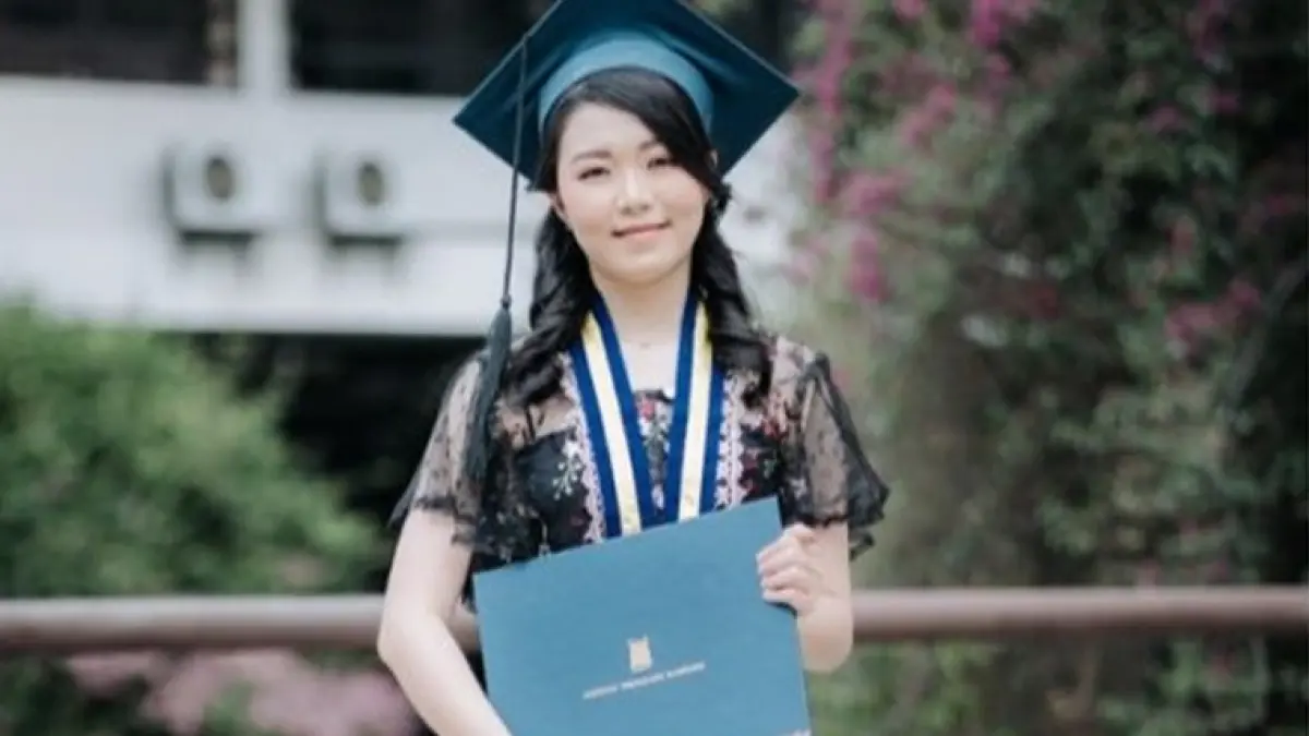 Angel, wisudawan termuda ITB. Foto: ITB