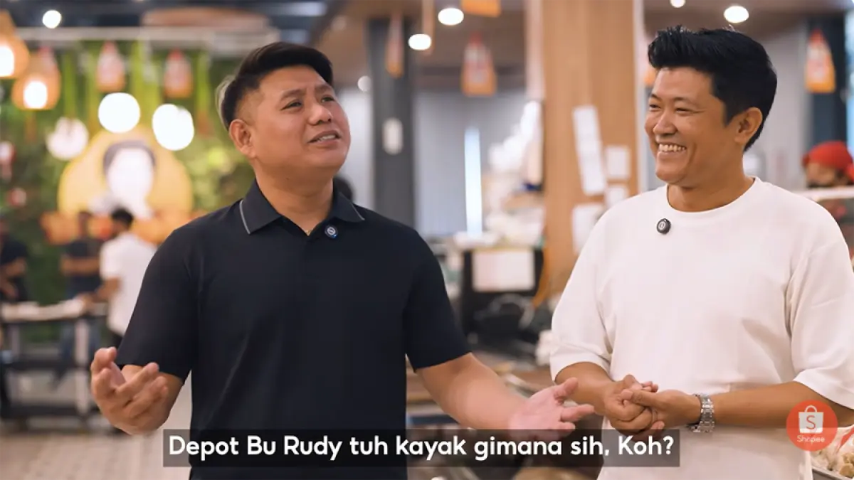 Ferry, anak Bu Rudy bersama Koko Buncit
