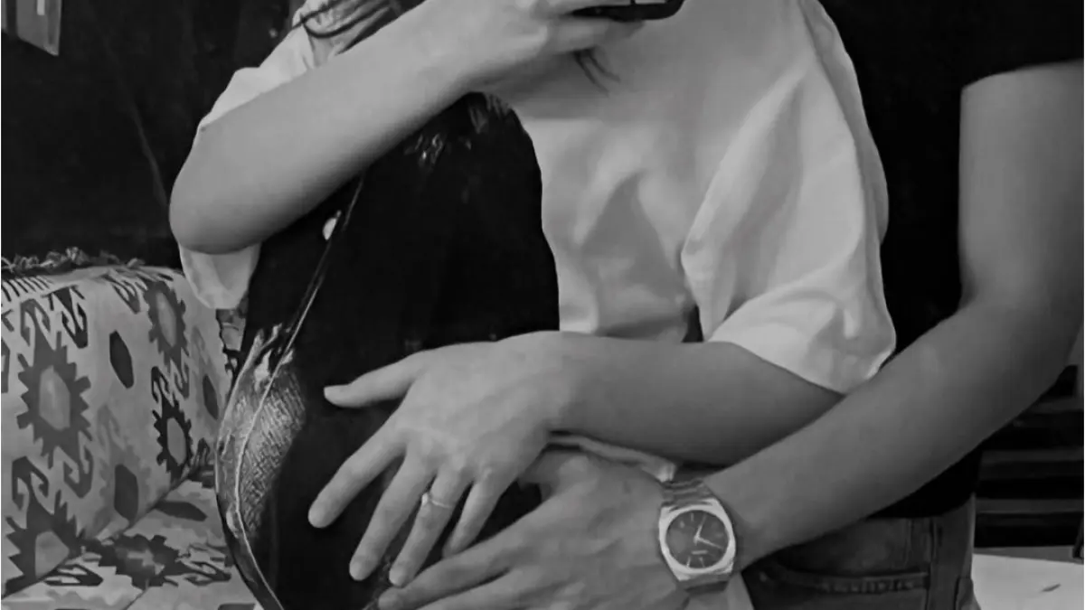 Adhisty Zara Umumkan Pernikahan, Foto Terakhir dalam Unggahan Picu Dugaan Kehamilan