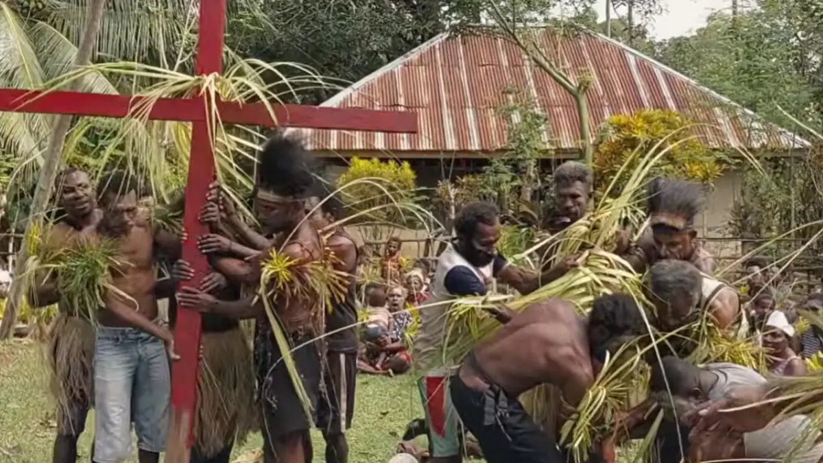 Salah satu scene di film "Pesta Babi" (YouTube Redaksi JubiTV)