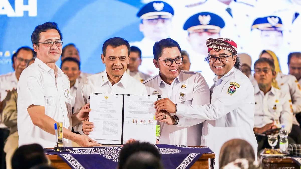 BERSAMA: Kesepakatan tersebut ditandatangani langsung oleh Gubernur Jawa Tengah Ahmad Luthfi, Bupati Magelang Grengseng Pamuji, Wali Kota Magelang Damar Prasetyono, dan Bupati Temanggung Agus Setyawan.&nbsp;