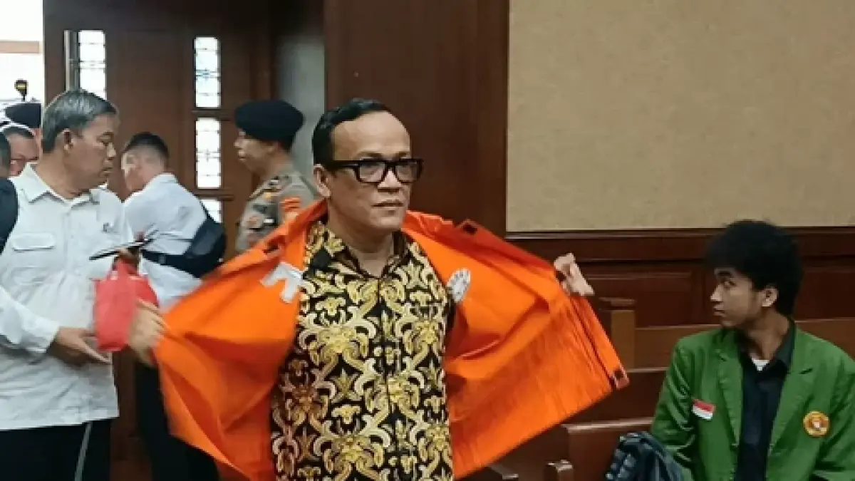 Eks Wamenaker Noel Ebenezer Divonis 4,5 Tahun Penjara dan Lontarkan Peringatan "98 Jilid II"