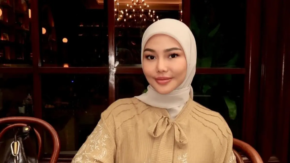 Dara Arafah tak hadiri panggilan polisi terkait kasus penipuan Hanania Travel (Foto: Instagram a@daraarafah) 