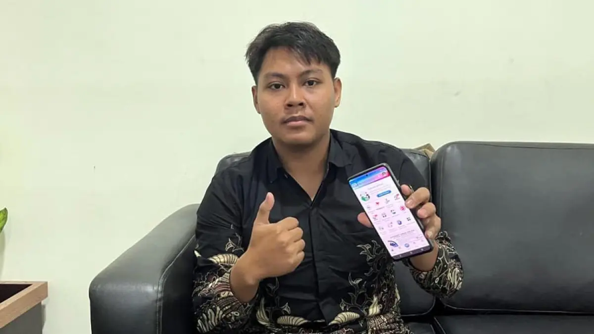 Afrian Desta Pratama, mahasiswa perantauan di Kudus, mengaku pelayanan tenaga kesehatan yang diterima neneknya di Rembang selama menggunakan JKN sangat baik.